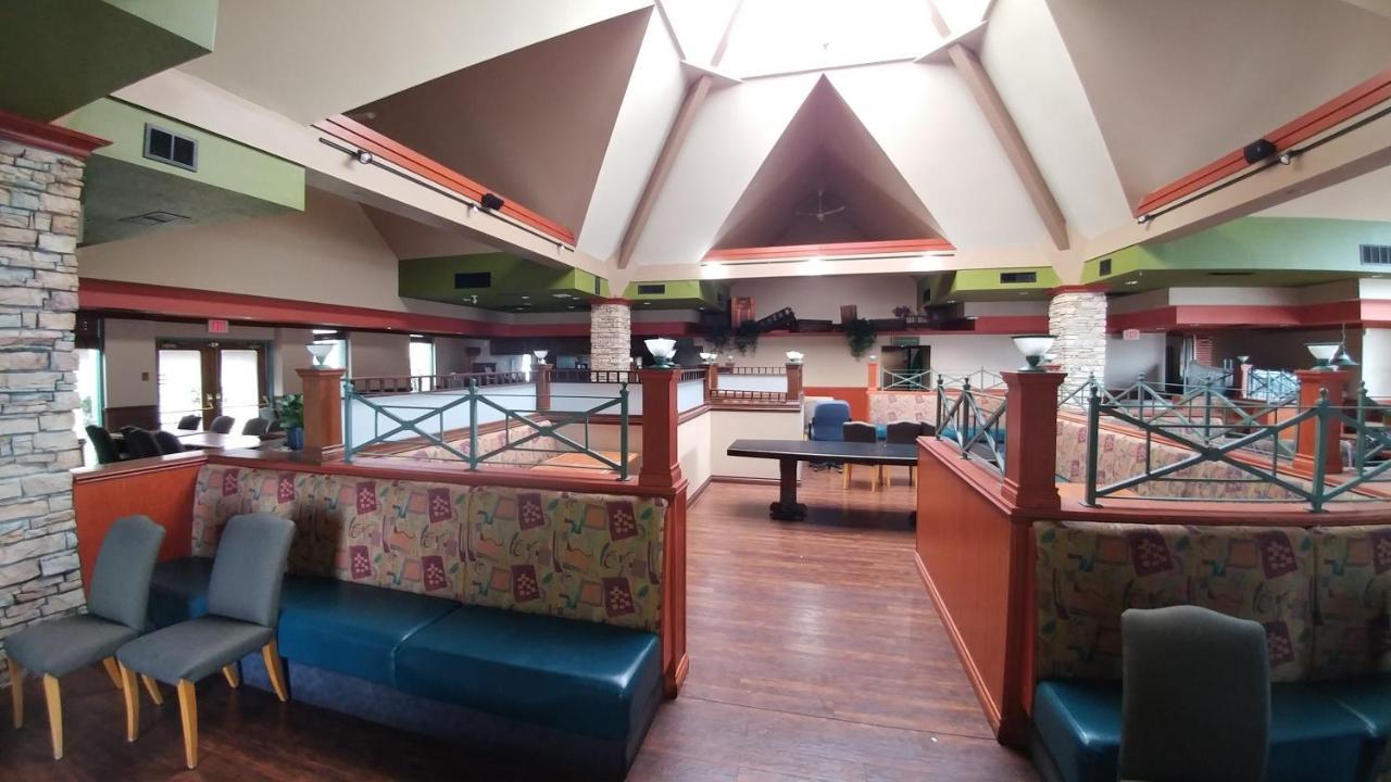 ריצ'מונד Travelodge Hotel By Wyndham Vancouver Airport מראה חיצוני תמונה