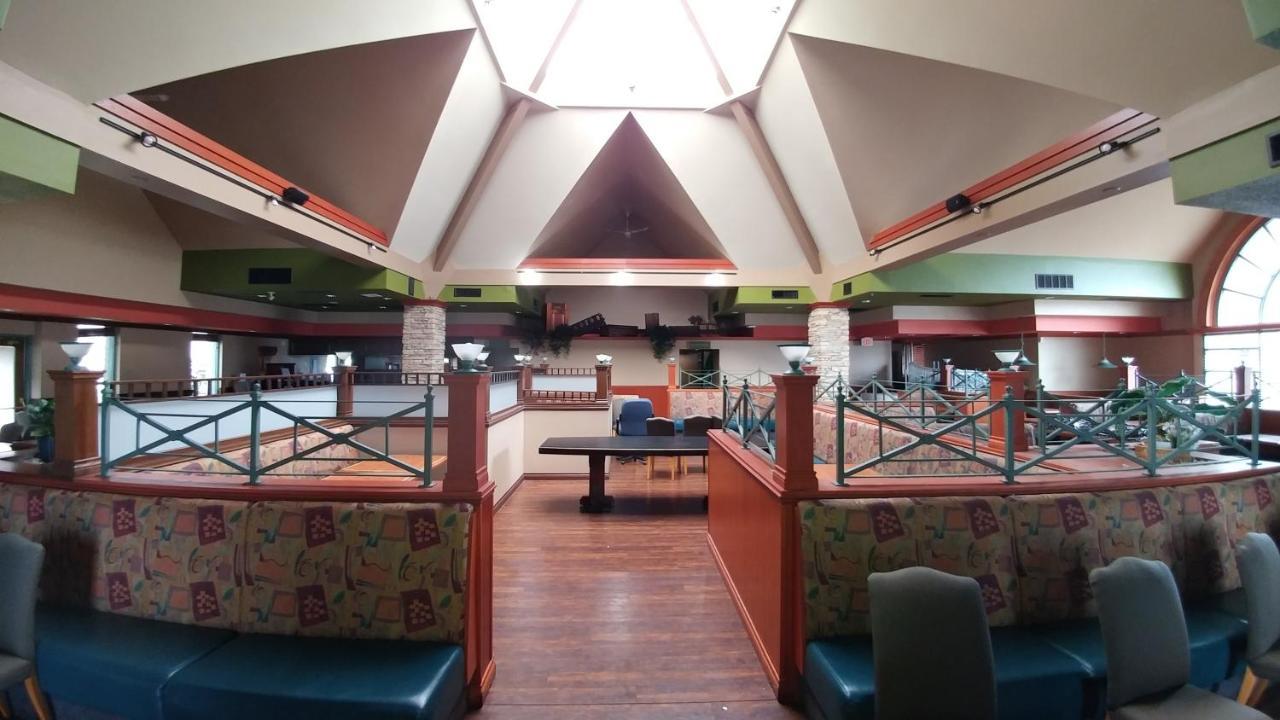 ריצ'מונד Travelodge Hotel By Wyndham Vancouver Airport מראה חיצוני תמונה